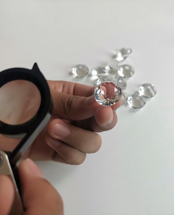 lab-grown-diamond-lab